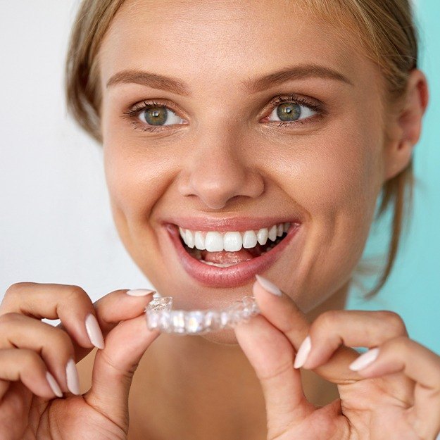 Invisalign® Clear Aligners in Crystal Lake, IL